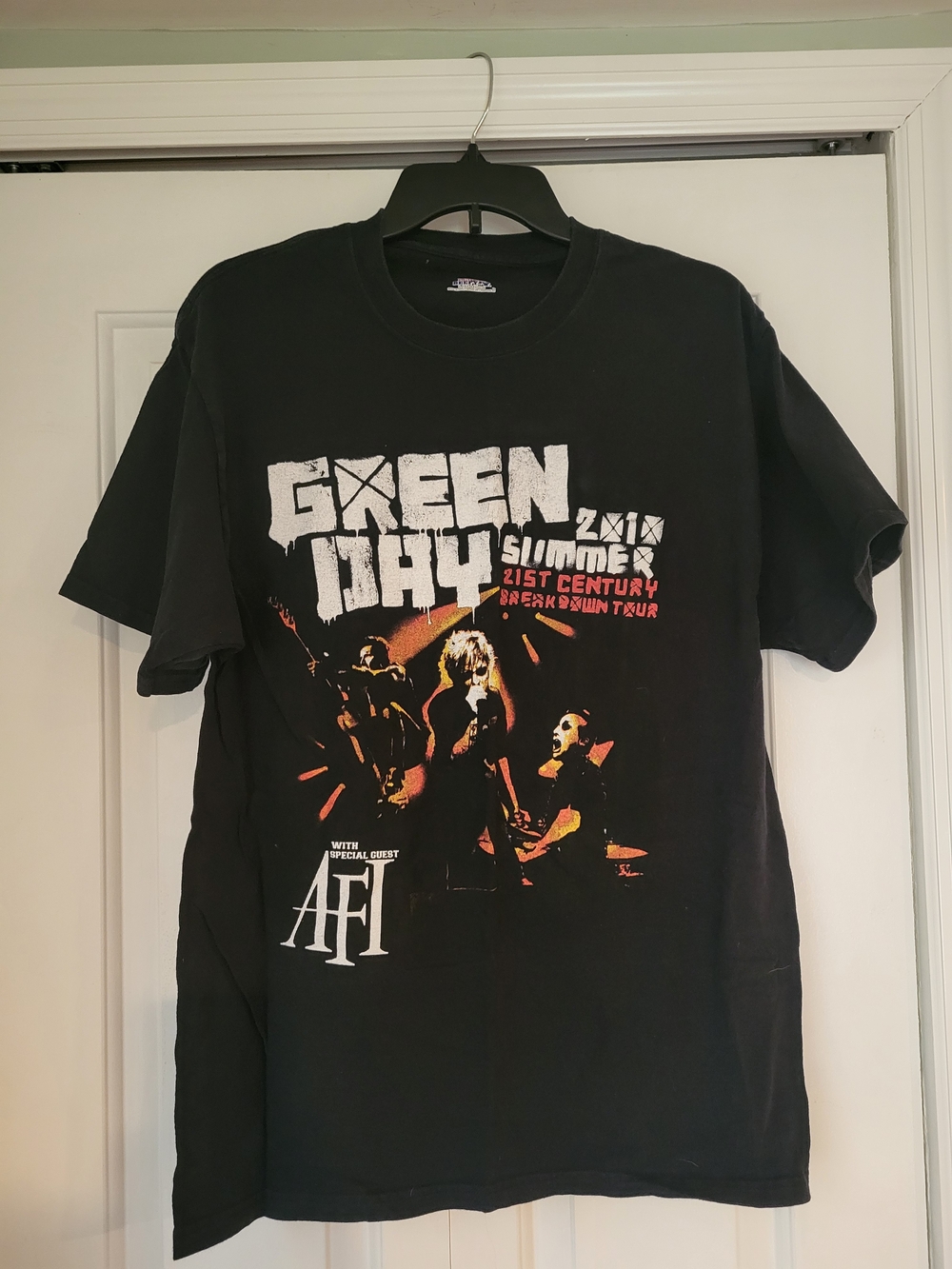 Vintage 2010 Green Day "21st Century Breakdown Tour" t-shirt
